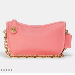 Like NEW COACH Swinger Bag With Chain Pink crossbody